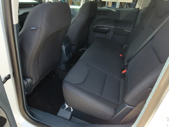 New 2026 Ford Maverick XL FWD image 18
