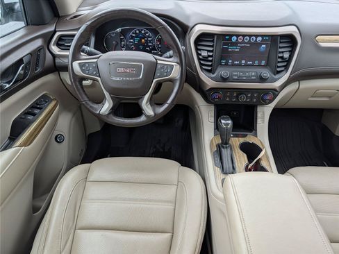 Used 2018 GMC Acadia Denali w/ Technology Package FWD image 29