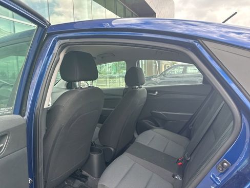 Certified 2022 Hyundai Accent SE image 16