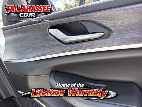 Used 2022 Jeep Grand Cherokee L Limited w/ Luxury Tech Group II AWD/4WD image 32