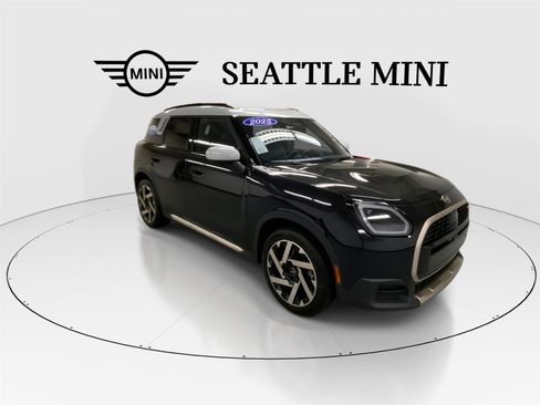 Certified 2025 MINI Cooper Countryman S w/ Comfort Package Max image 2