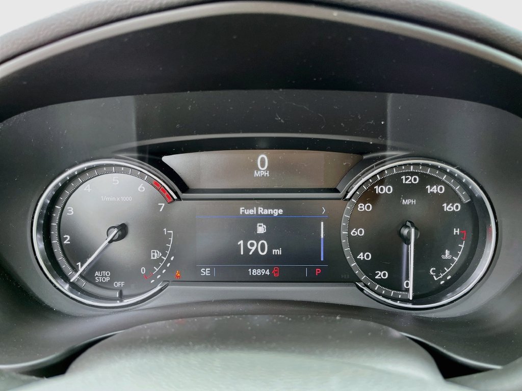 Certified 2023 Cadillac XT4 Premium Luxury FWD image 21