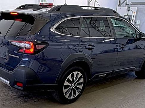 Used 2023 Subaru Outback Limited AWD/4WD image 5