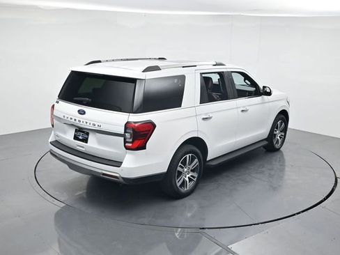 Used 2024 Ford Expedition Limited image 41