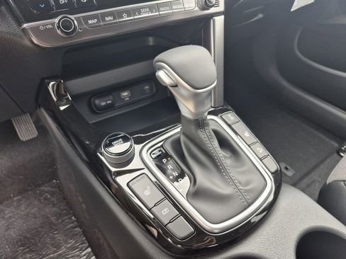 New 2026 Kia Seltos S AWD/4WD image 9