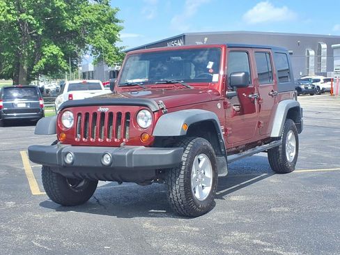 Used 2010 Jeep Wrangler Unlimited Sport AWD/4WD image 2