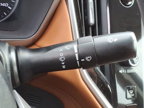 Used 2022 Subaru Legacy Touring XT image 25