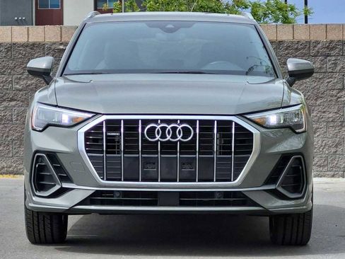 Used 2022 Audi Q3 2.0T Premium w/ Convenience Package AWD/4WD image 3