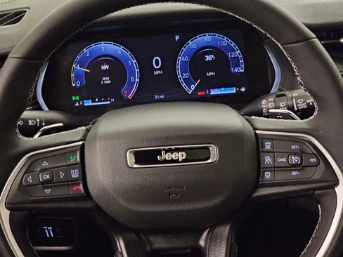 New 2026 Jeep Grand Cherokee Laredo AWD/4WD image 17