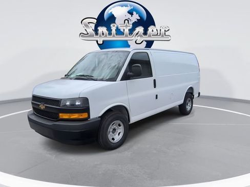New 2026 Chevrolet Express 2500 w/ Driver Convenience Package RWD image 5