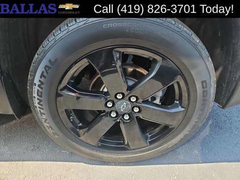 Certified 2023 Chevrolet Traverse LT w/ LT Premium Package AWD/4WD image 28