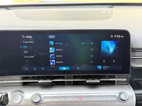 Used 2024 Hyundai Kona SEL image 19