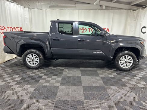 New 2026 Toyota Tacoma SR5 AWD/4WD image 8