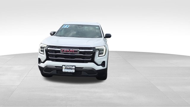 Certified 2025 GMC Terrain Elevation AWD/4WD image 9