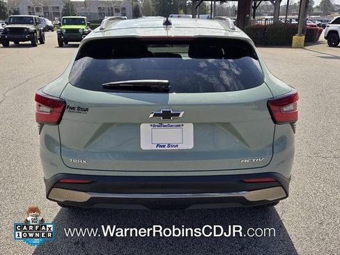 Used 2025 Chevrolet Trax ACTIV w/ Driver Confidence Package image 10