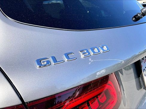 Used 2021 Mercedes-Benz GLC 300 image 24