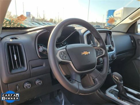 Used 2022 Chevrolet Colorado LT w/ LT Convenience Package image 20