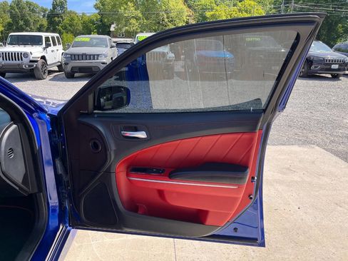 Used 2021 Dodge Charger Scat Pack w/ Plus Group RWD image 9
