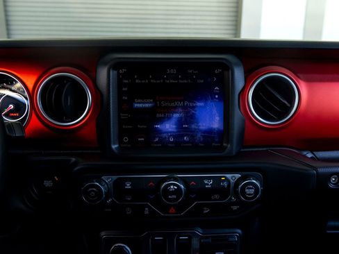 Used 2020 Jeep Wrangler Rubicon image 17