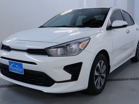 Used 2023 Kia Rio S w/ Technology Package image 3