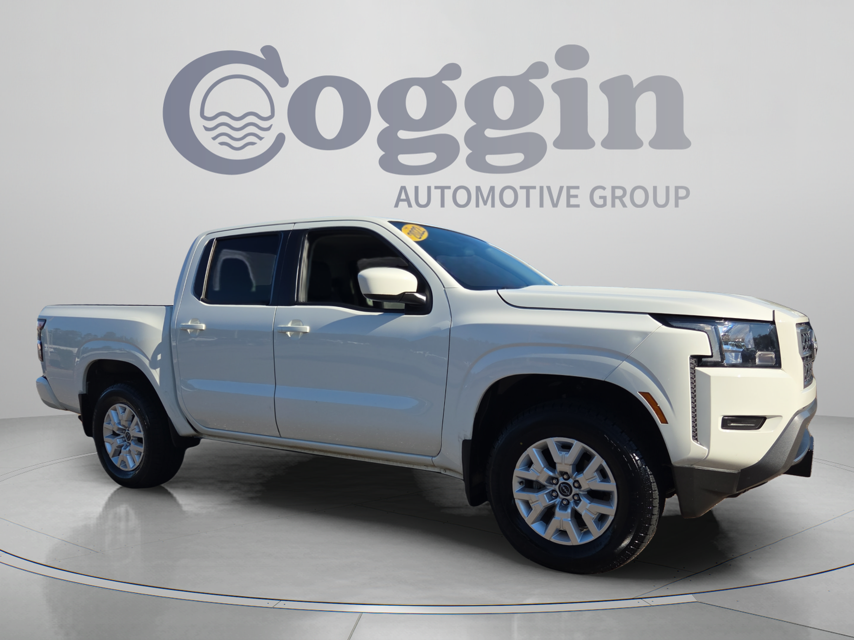 Used 2022 Nissan Frontier SV AWD/4WD image 9