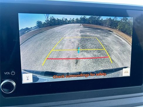 Used 2024 Toyota Tacoma SR image 19