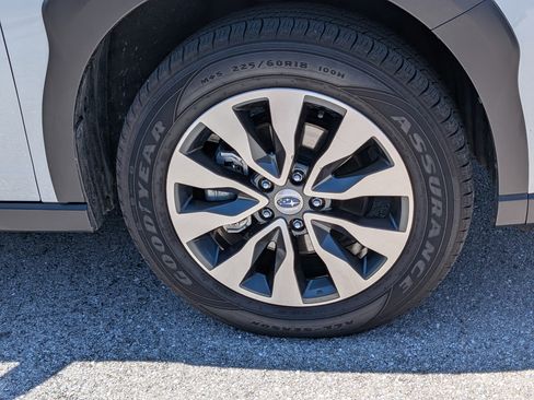 Certified 2024 Subaru Outback Limited AWD/4WD image 10