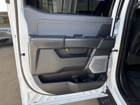 Used 2023 Ford F150 Raptor AWD/4WD image 28