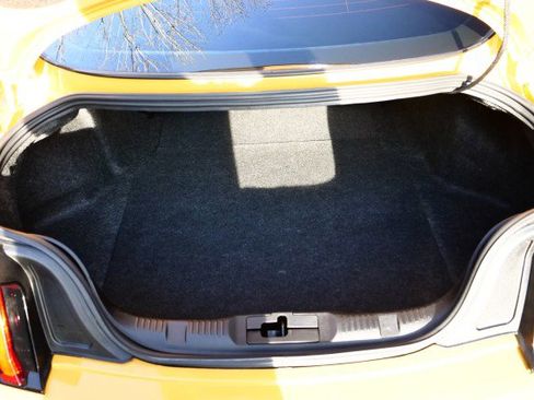 Used 2022 Ford Mustang GT Premium image 27