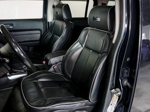 Used 2008 HUMMER H3 image 9