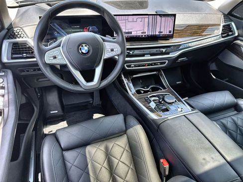 Used 2024 BMW X7 xDrive40i w/ Premium Package AWD/4WD image 20