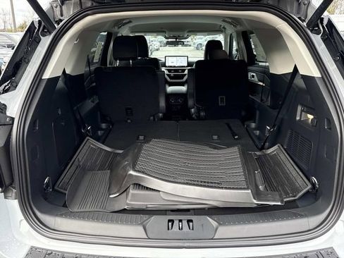 New 2026 Ford Explorer Active w/ Active Comfort Package image 12