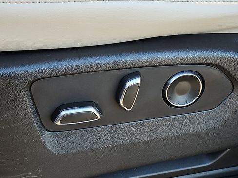 Used 2021 Cadillac Escalade ESV Sport w/ Driver Assist Tech Package image 26