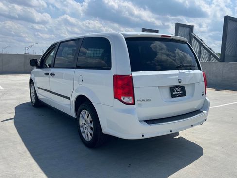 Used 2014 RAM C/V Tradesman FWD image 7