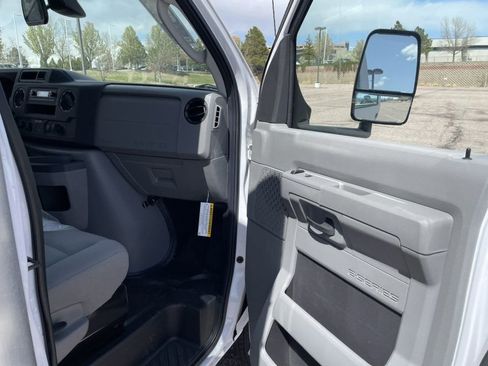 New 2024 Ford E-450 and Econoline 450 Super Duty w/ Driver's Safety Package RWD image 29