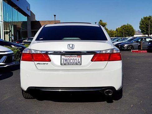 Used 2015 Honda Accord EX image 9