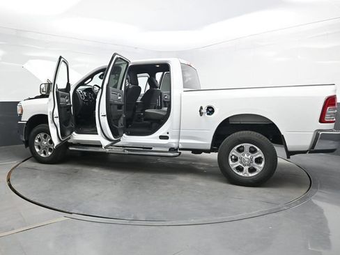Used 2022 RAM 2500 Big Horn w/ Level A Equipment Group AWD/4WD image 45