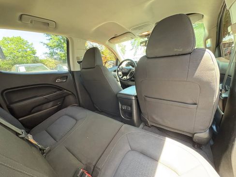 Used 2019 GMC Canyon SLE AWD/4WD image 14
