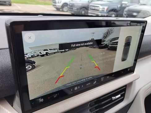 New 2025 Ford Explorer Active w/ Active Comfort Package image 25