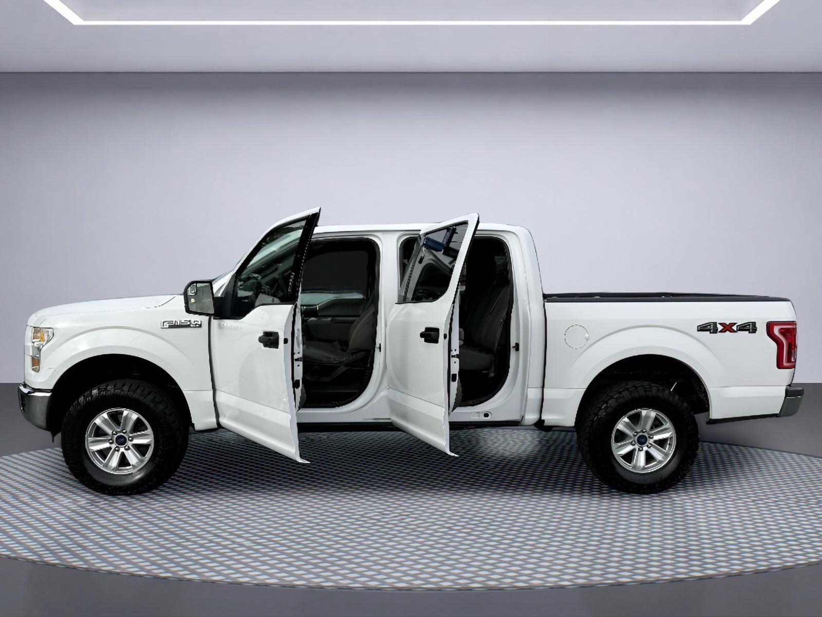 Used 2016 Ford F150 XLT AWD/4WD image 15