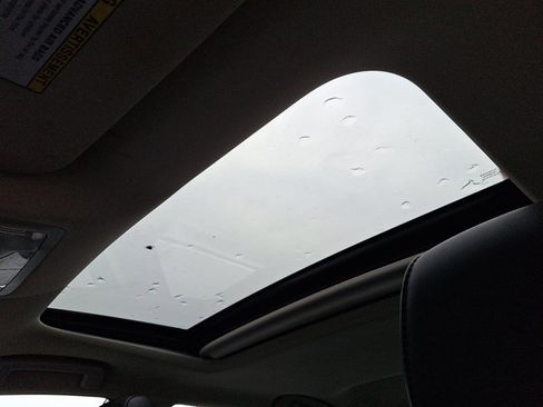 Used 2015 Toyota Avalon XLE Premium image 9