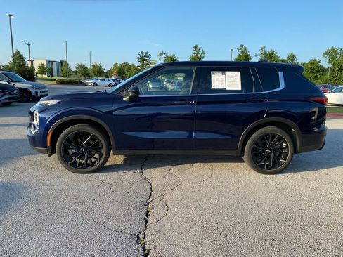Used 2022 Mitsubishi Outlander SE AWD/4WD image 4