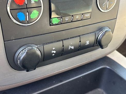 Used 2009 GMC Yukon SLT image 29