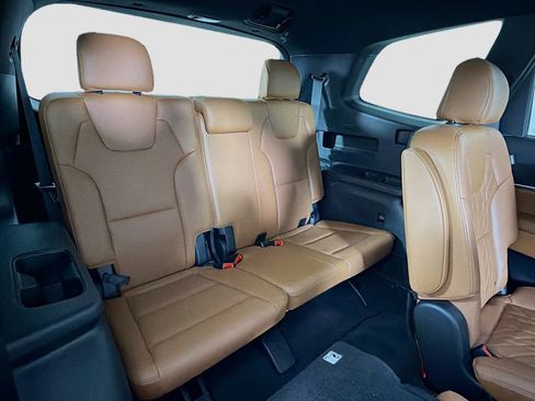 Used 2025 Kia Telluride EX X-Line image 30