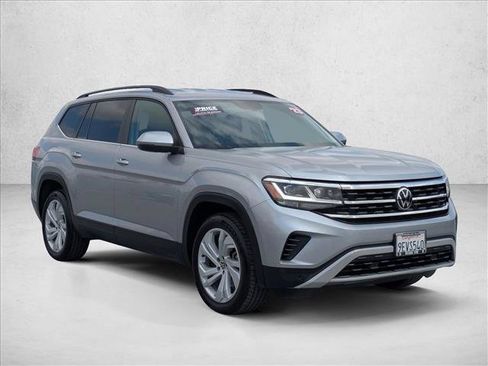 Used 2023 Volkswagen Atlas SE FWD image 3