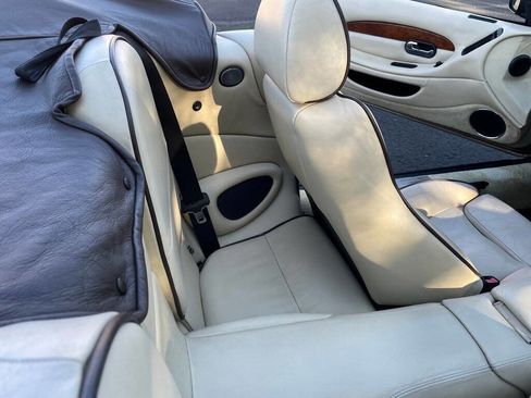 Used 2003 Aston Martin DB7 Vantage image 57