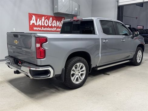 Used 2023 Chevrolet Silverado 1500 LTZ w/ LTZ Premium Package AWD/4WD image 8