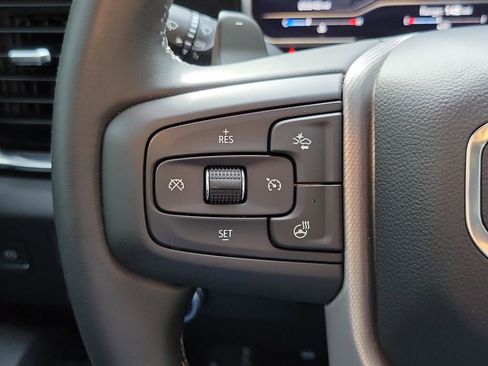Used 2025 GMC Sierra 1500 Denali w/ Technology Package AWD/4WD image 28