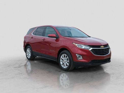 Used 2019 Chevrolet Equinox LT w/ Driver Convenience Package FWD image 10