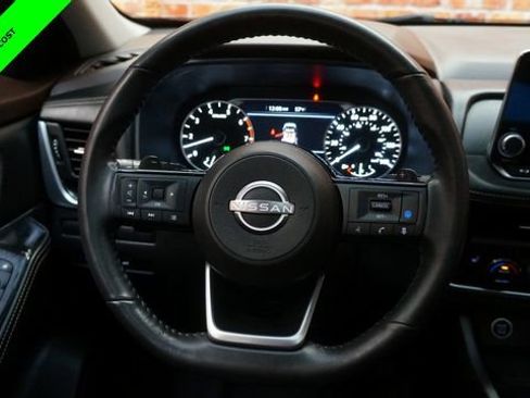 Certified 2023 Nissan Rogue SV w/ SV Premium B Package AWD/4WD image 12